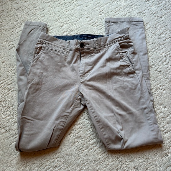 Tommy Hilfiger Chino Pants - Picture 3 of 4